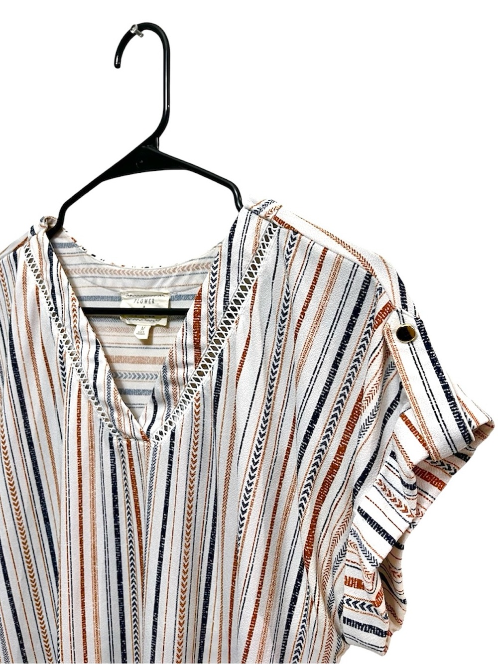 Flower & Feather Striped V-Neck Short Sleeve Top